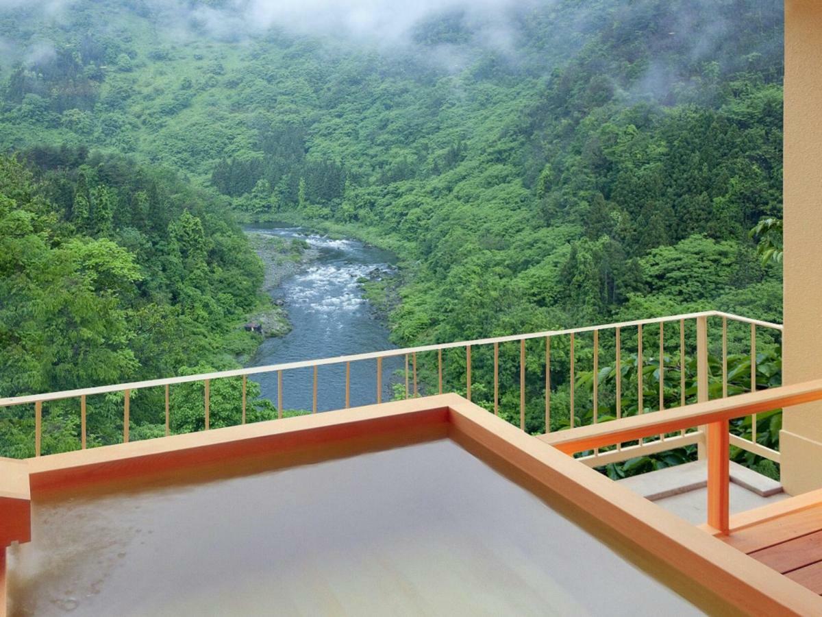 Marumine Kanko Hotel Aizuwakamatsu Esterno foto